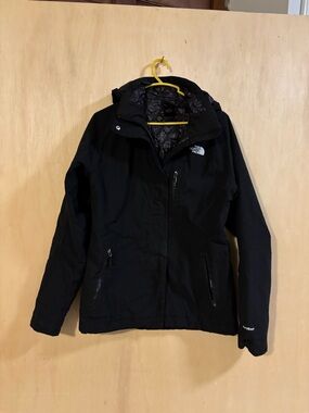 The North Face Women's Black Waterproof Jacket medium